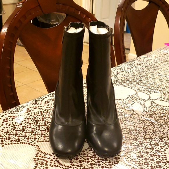 Nine West Shoes - CLEARANCE Nine west black heel ankle boots 6.5.